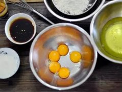 鸡蛋奶油食谱,怎么用鸡蛋清做奶油